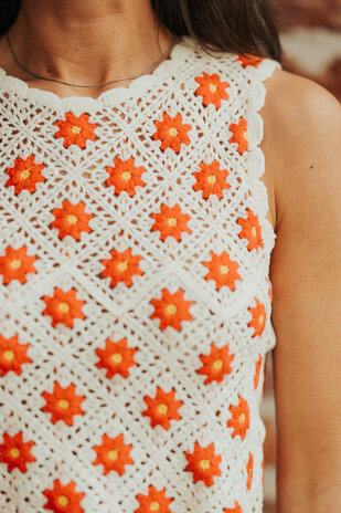 NAELIA top en crochet écru rouge