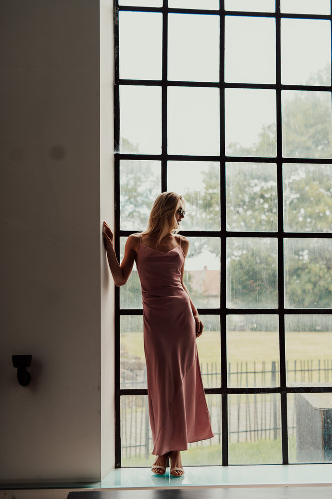 LEANIE robe longue satinée rose LEANIE robe longue satinée rose