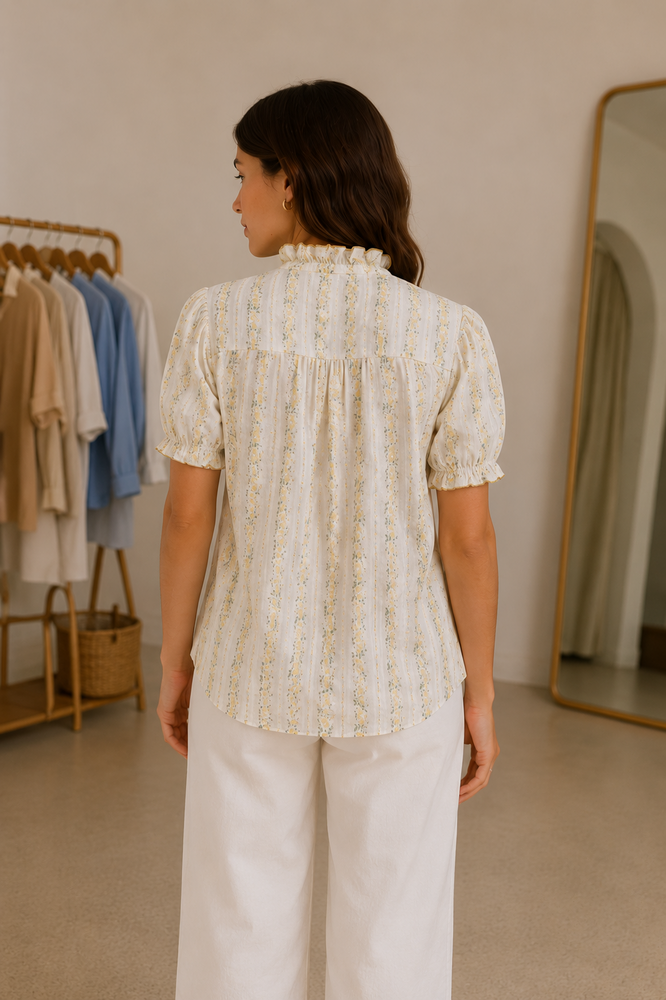 Chemise Fleurie Écrue à Volants EVELIA Chemise Fleurie Écrue à Volants EVELIA