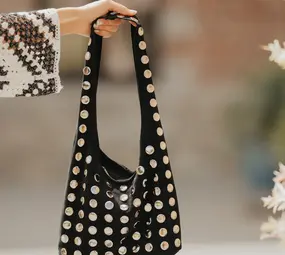 Sac clouté noir ELODIE Sac clouté noir ELODIE