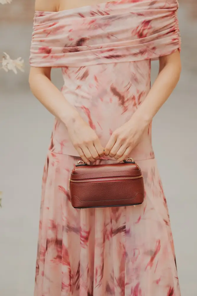 Sac bordeaux brillant VANITY Sac bordeaux brillant VANITY