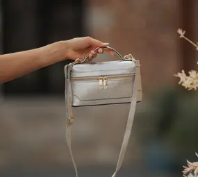 Sac argenté brillant VANITY