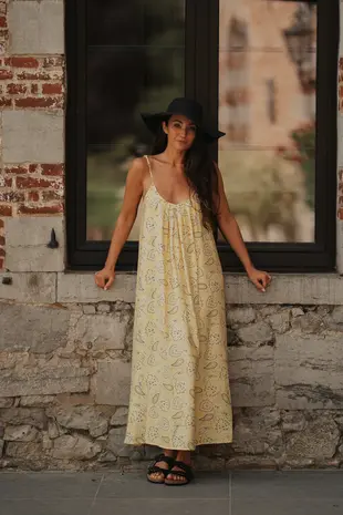 Longue robe jaune MANGO