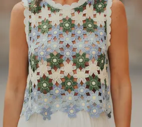 Blouse en crochet bleu BRUME Blouse en crochet bleu BRUME