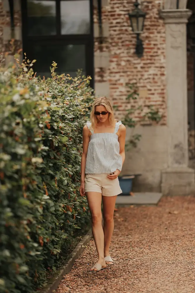 VICTORINETTE short beige VICTORINETTE short beige