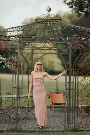 Robe Midi Rose Pailletée Col Cascade DIVIA Robe Midi Rose Pailletée Col Cascade DIVIA