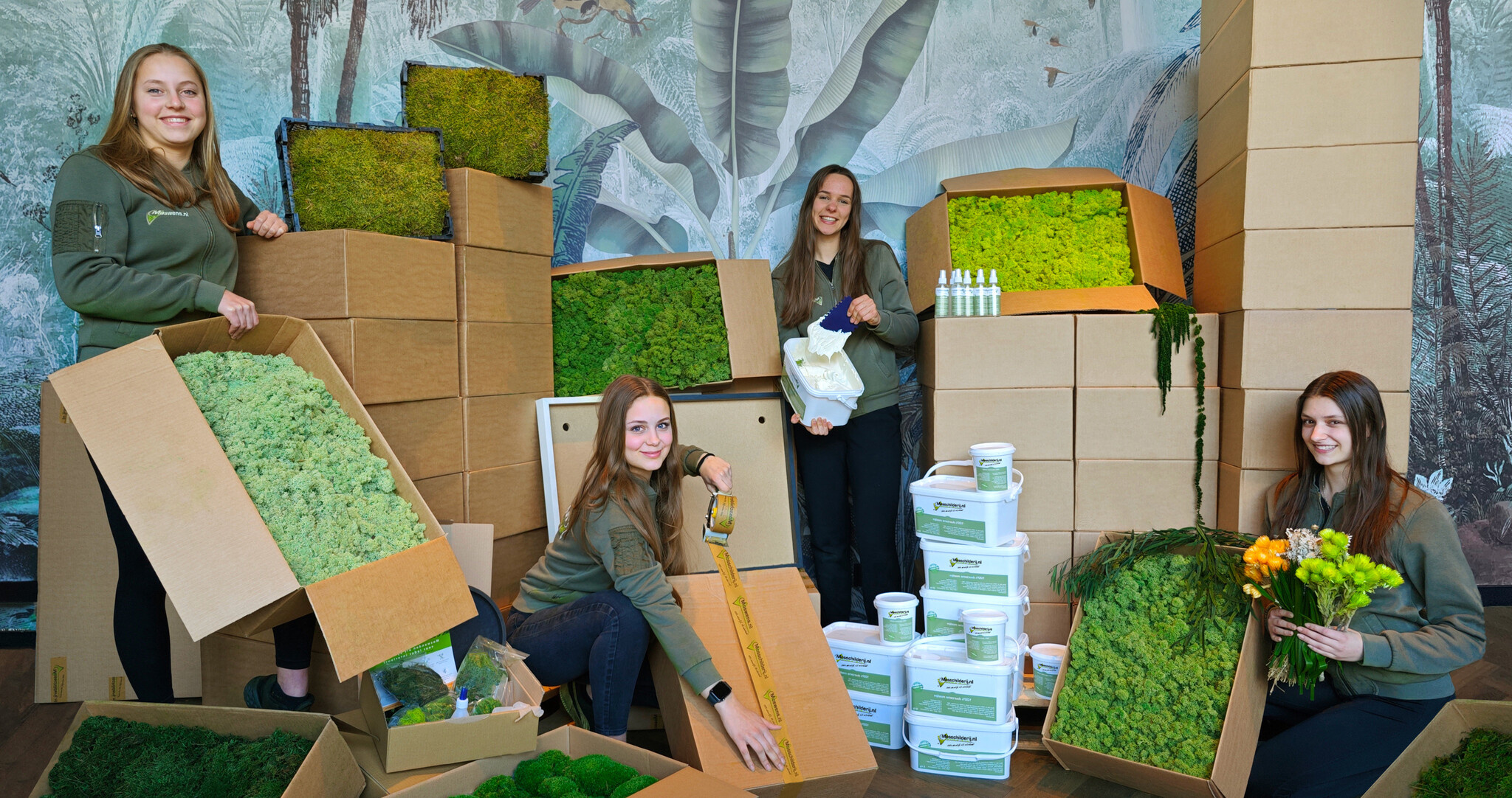 How much moss do you need for a moss artwork?