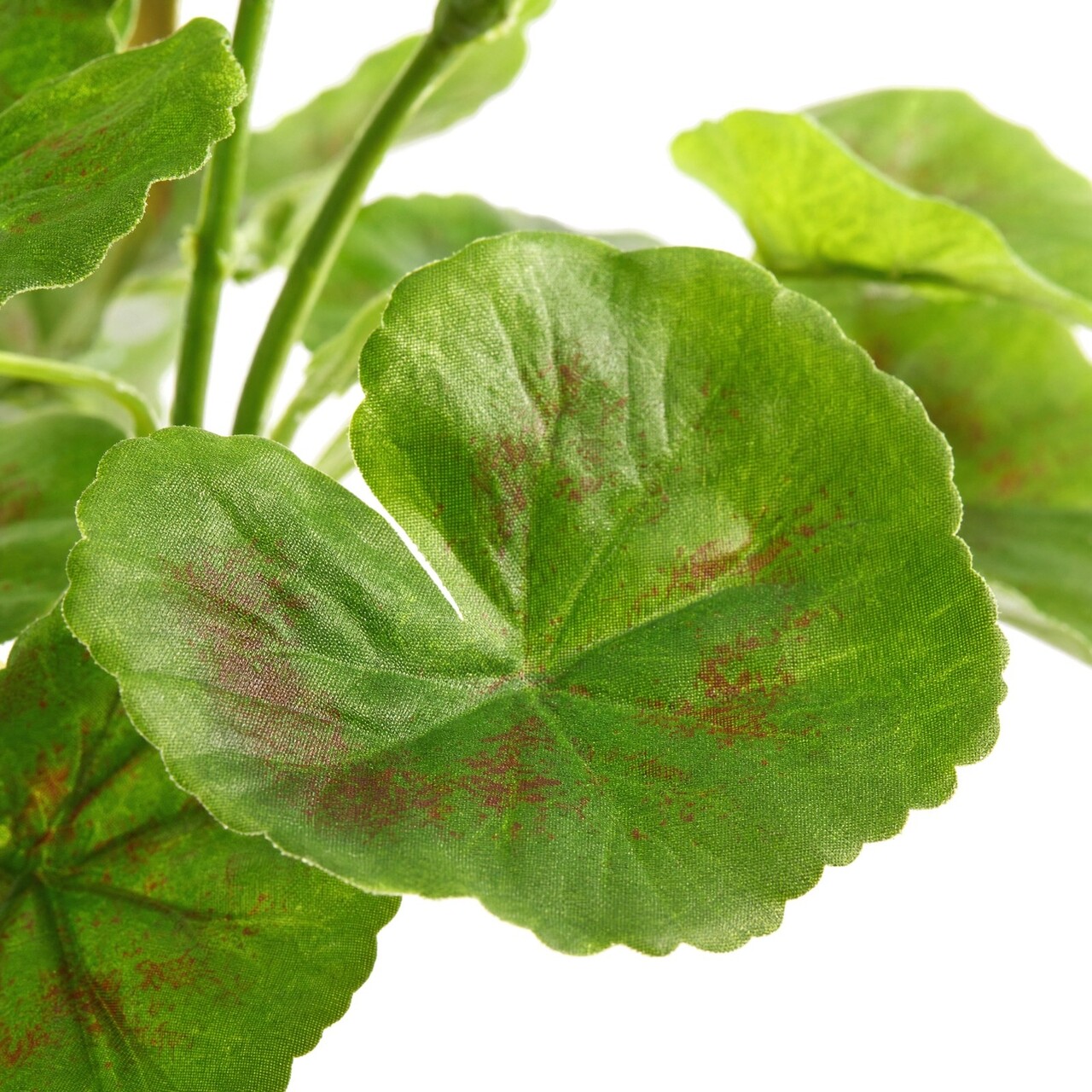 Geranium-Kunstbukett weiß 23 cm – schwer entflammbar