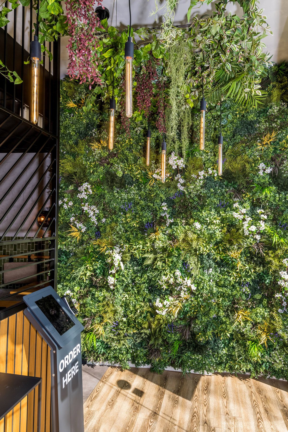 WokMe Restaurant: project van Coolplant