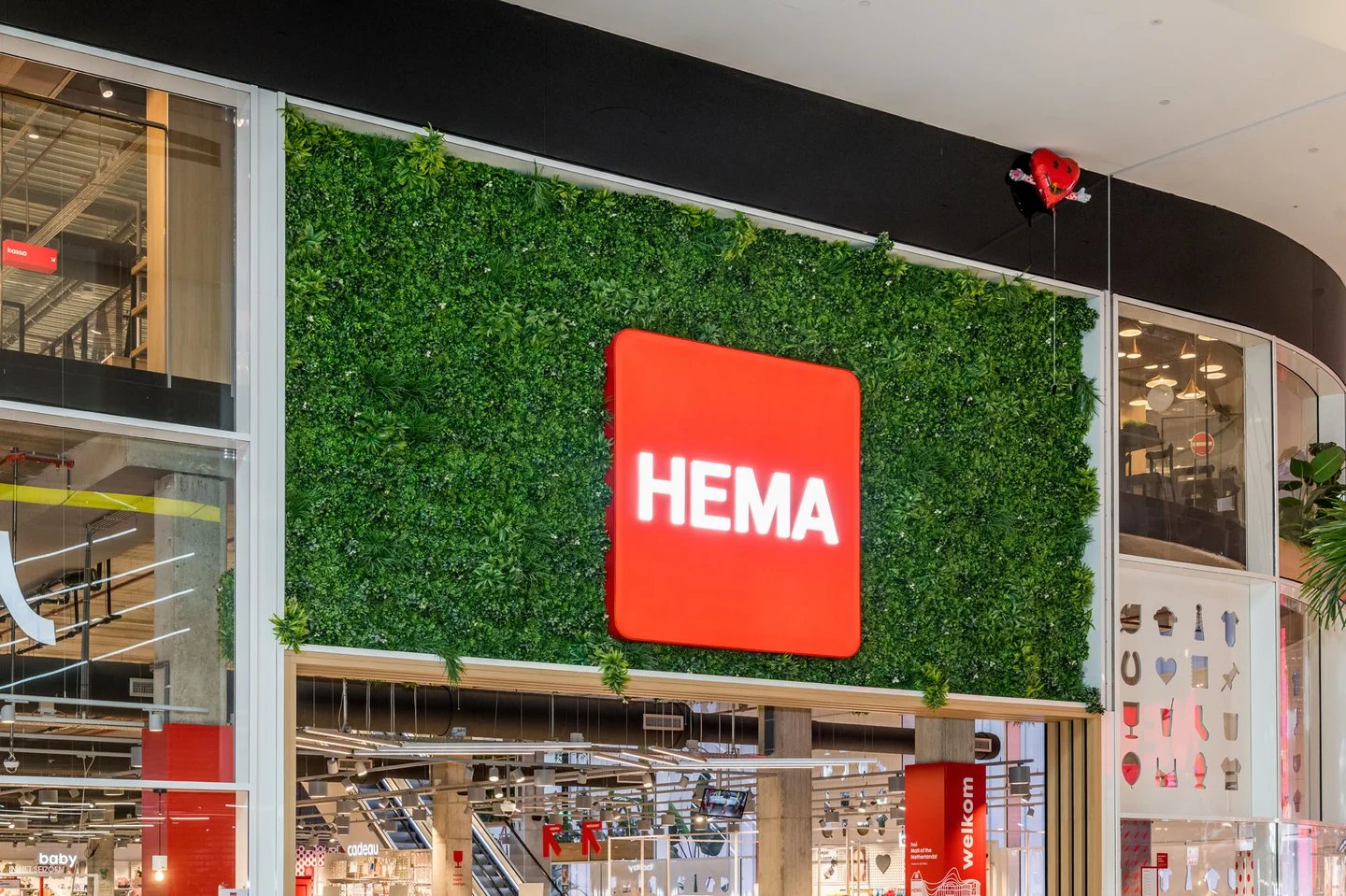 HEMA Flagstore – The Mall of the Netherlands