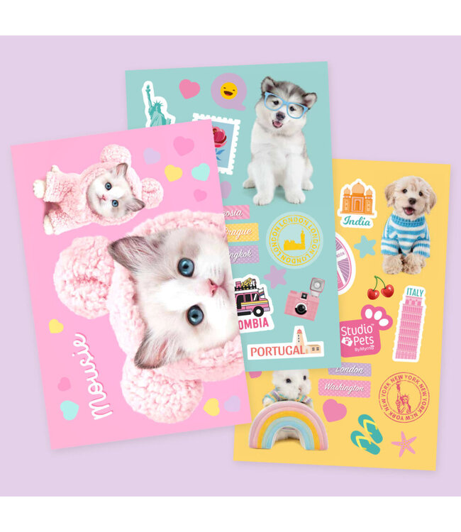 Studio Pets Stickerboek