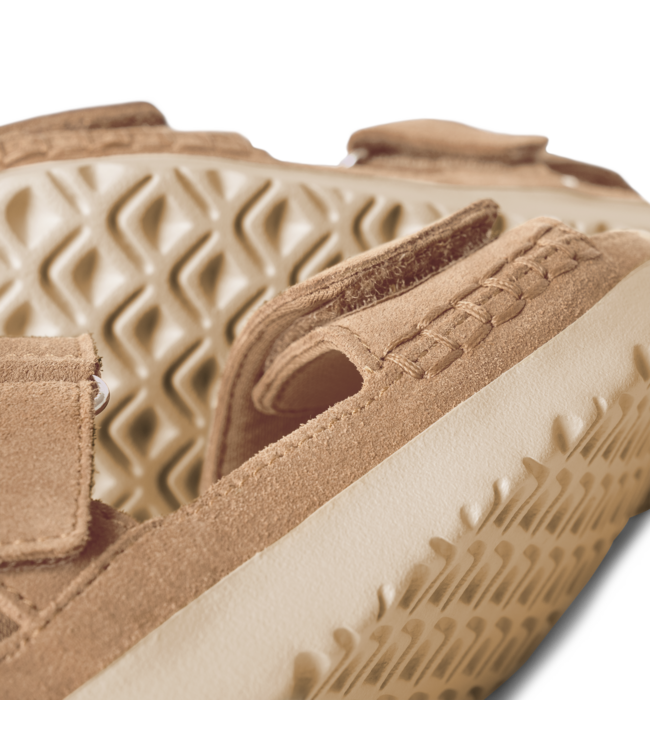 UGG K GOLDENSTAR SAND