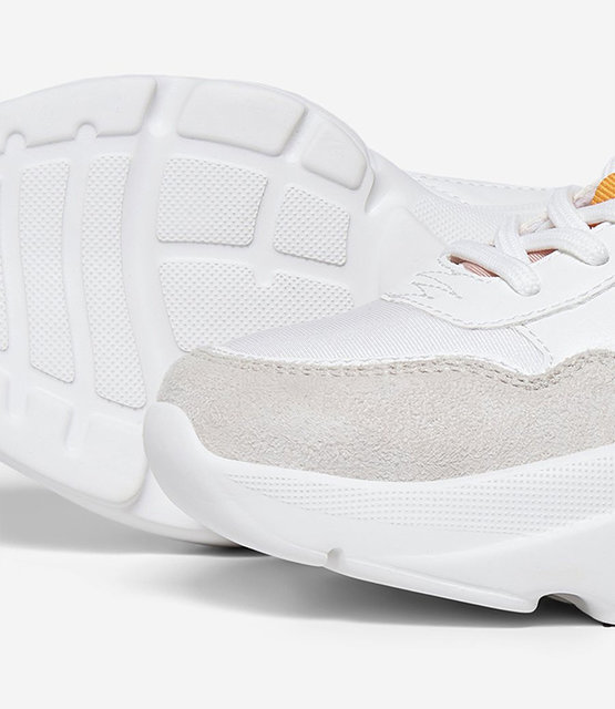 Sneakers Sneakers