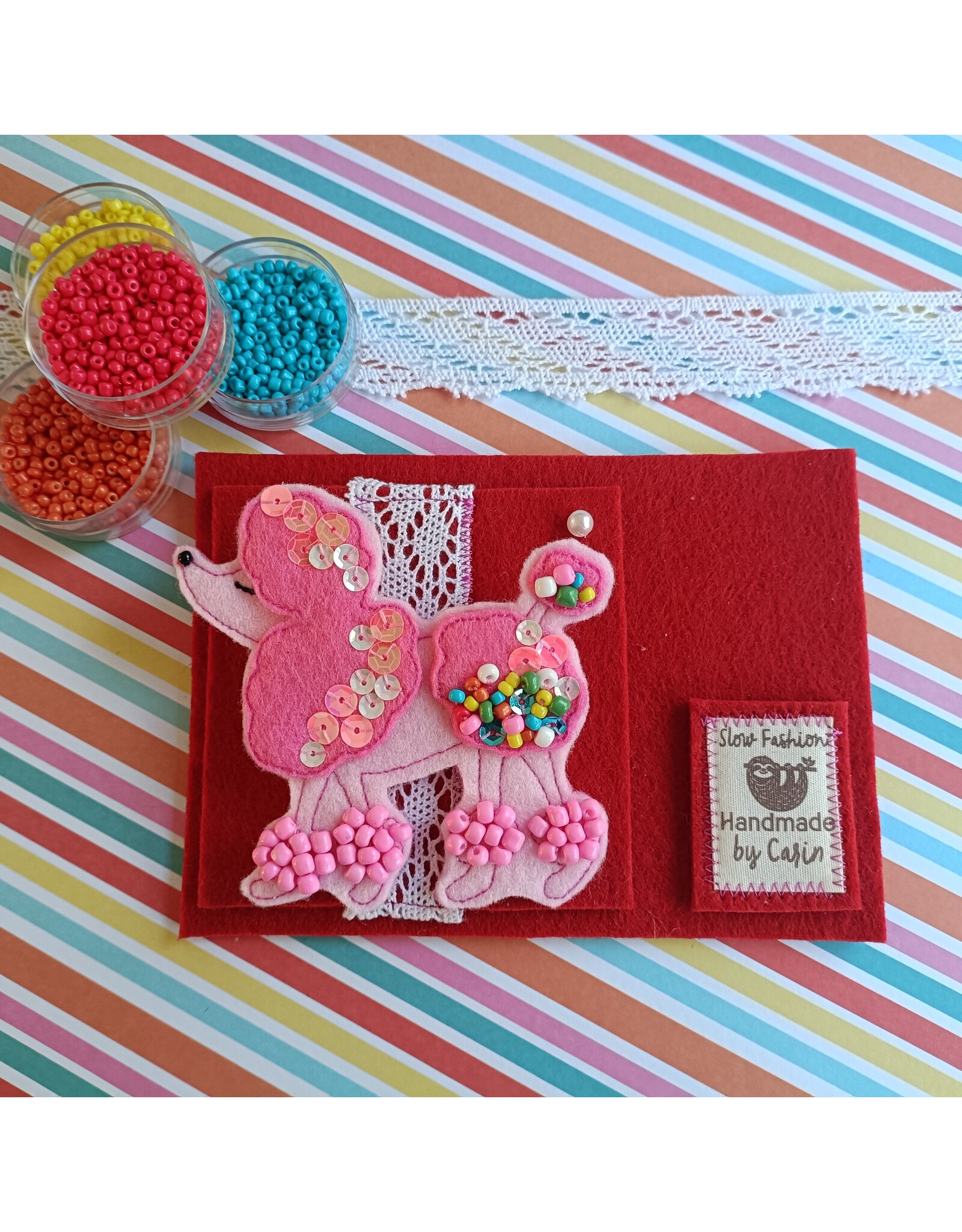 Broche Poedeloe