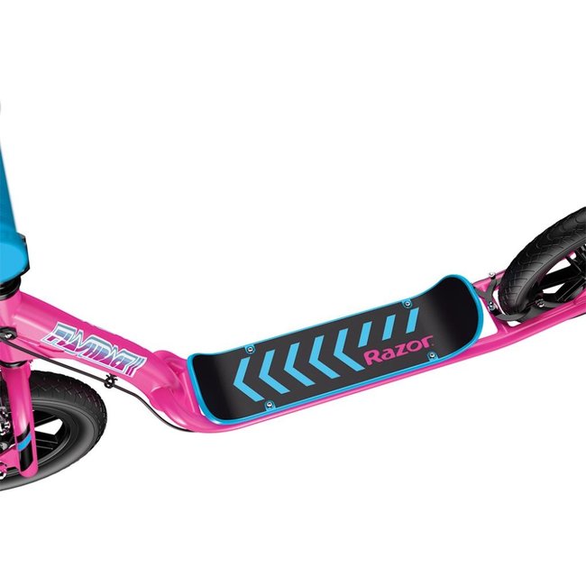 Razor Flashback Step Met Luchtbanden Roze 30 cm Wielen Djimmi.nl