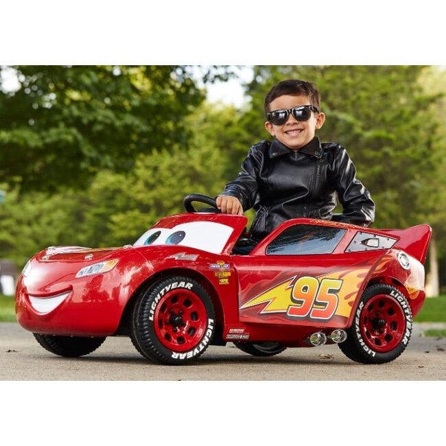 Disney Cars Kinderauto Lightning McQueen - Showroom Model