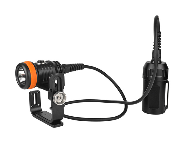 OrcaTorch D620 | Lucas Divestore