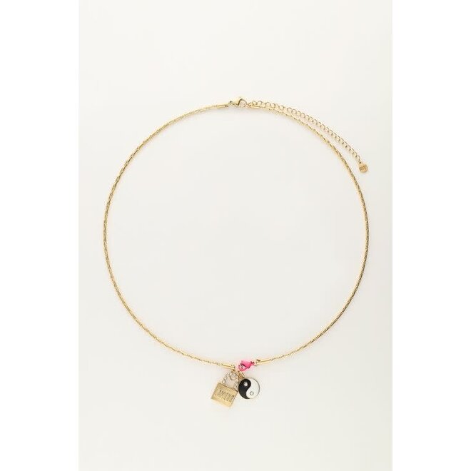 Candy ketting met bedels en roze slotje