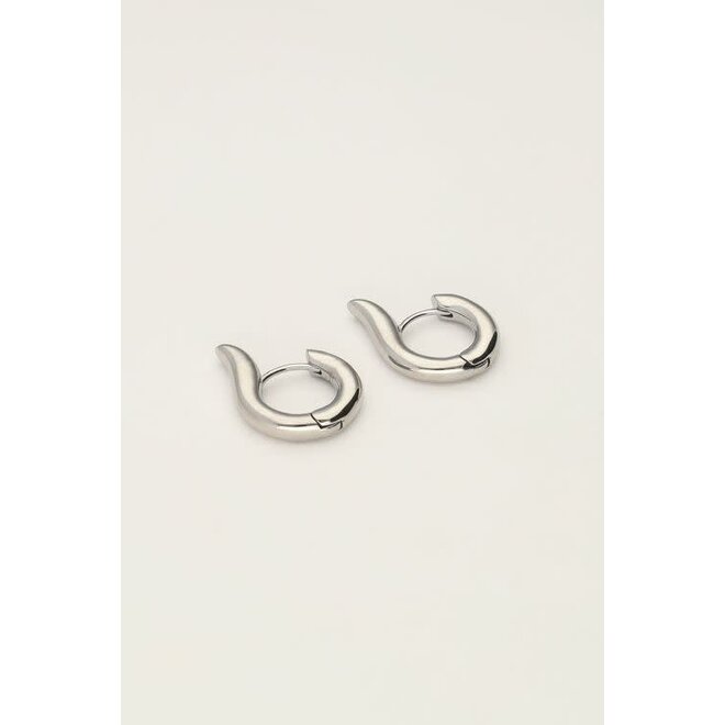 Oorbellen classy hoop zilverkleurig