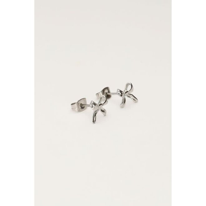 Kleine strikjes studs zilver