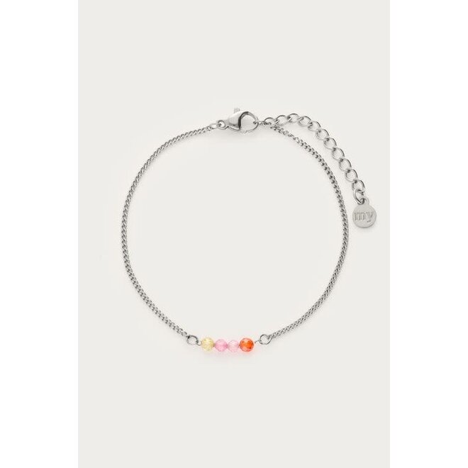 Armband met vier glas kralen zilverkleurig