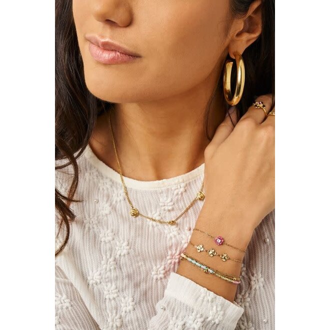 Botanical armband met drie klaver bloemen