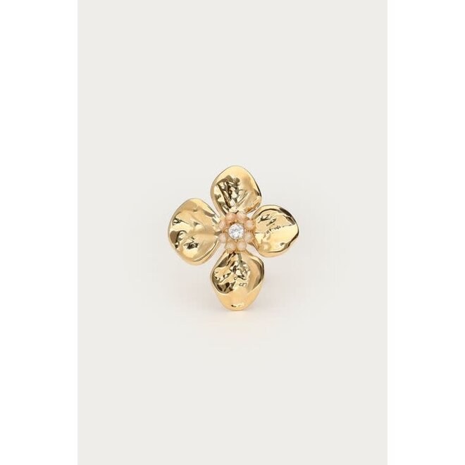 Botanical ring met bloem en beige kralen