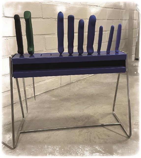 Messenrek houder HDPE met rvs standaard voor 11 messen