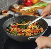 Circulon Wok met steel   - 34cm