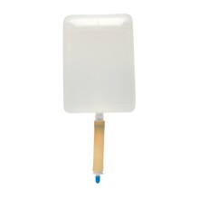 Lege vullingen voor zeepdisp.