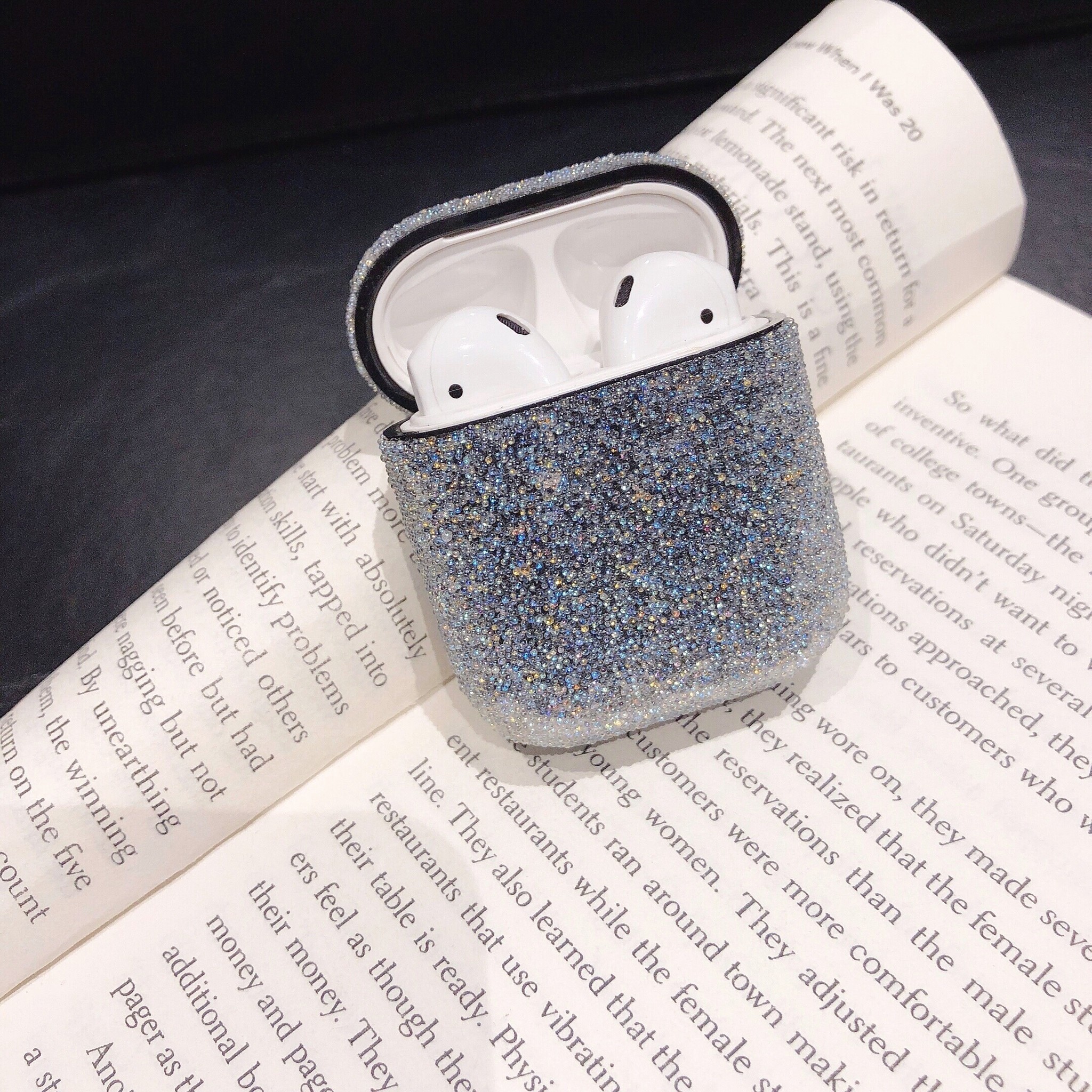 Apple AirPods Hard Glitter Case – Zwart