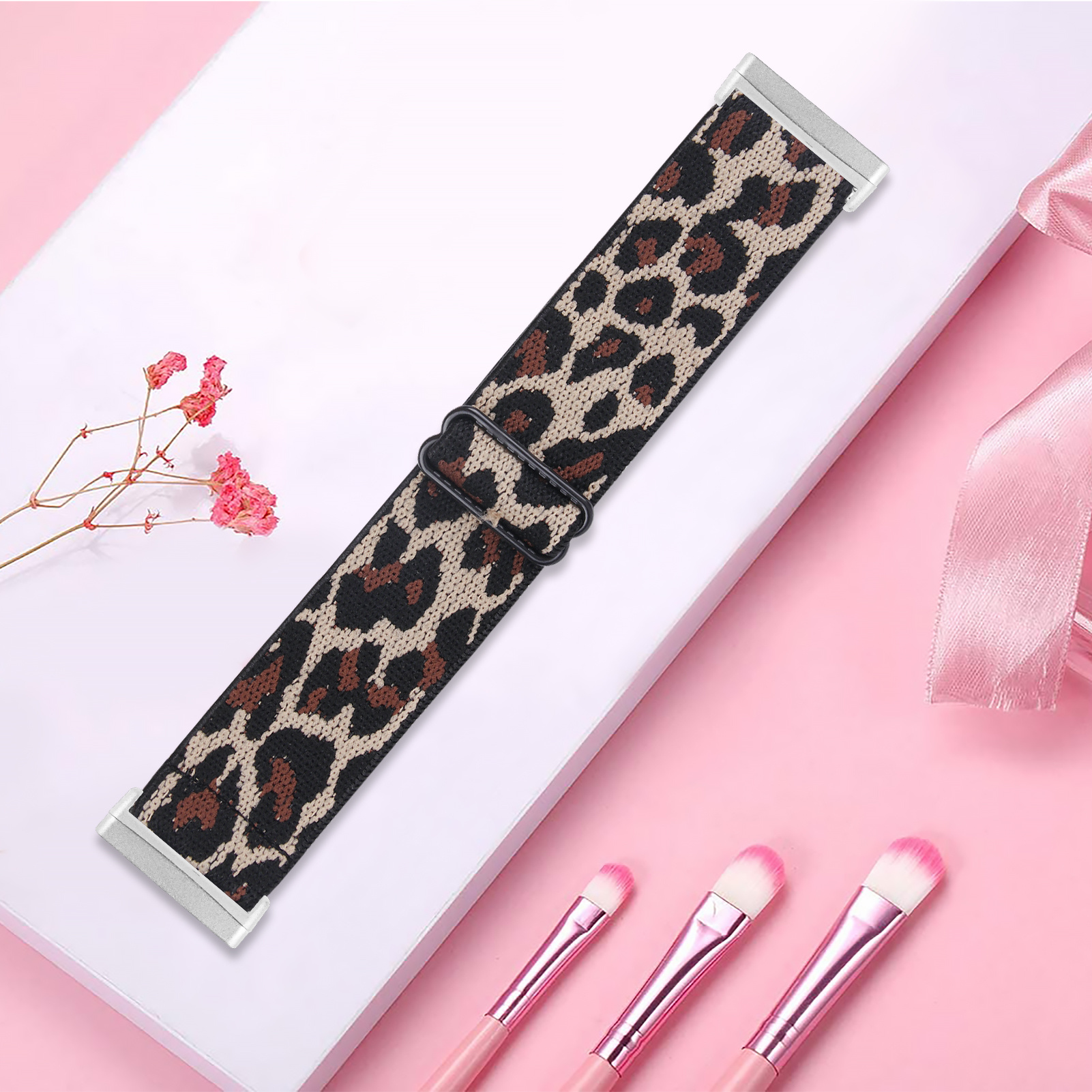 Fitbit Versa 3 / Sense Nylon Strech Bandje - Leopard