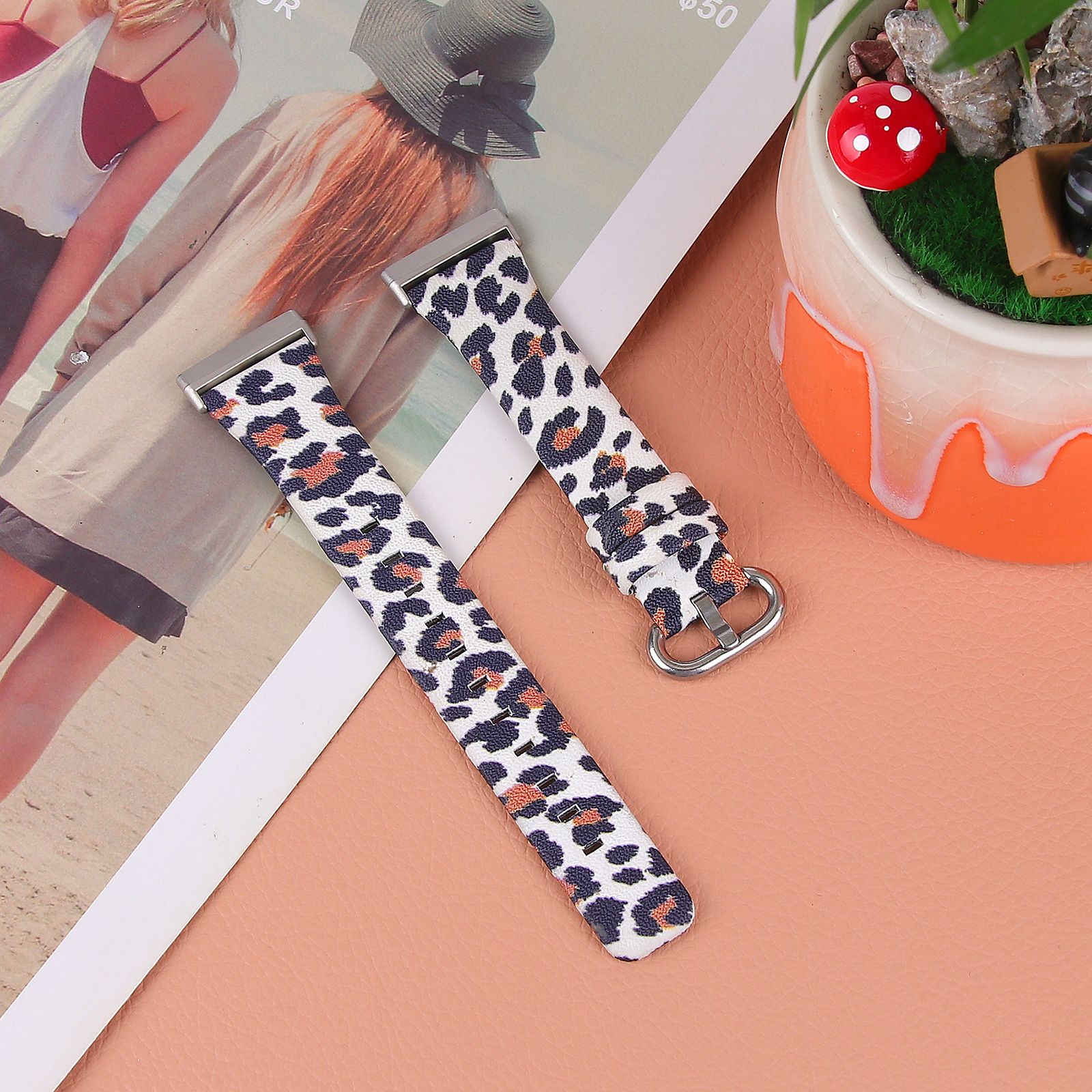 Fitbit Versa 3 / Sense Leer Bandje - Leopard