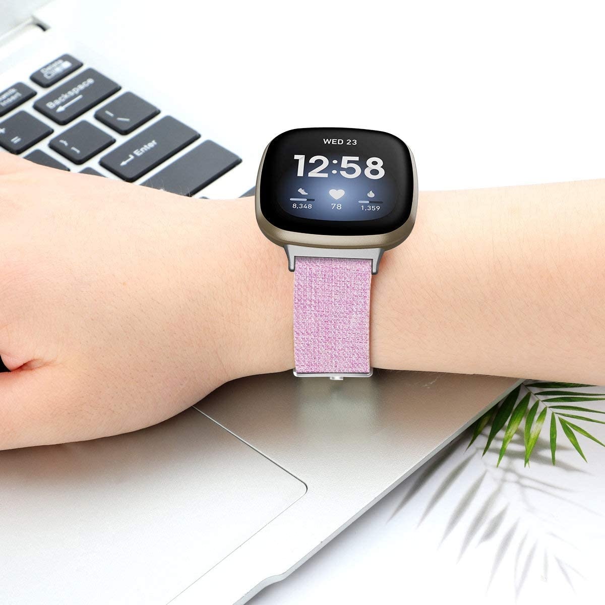 Fitbit Versa 3 / Sense Como Nylon Bandje - Lichtpaars