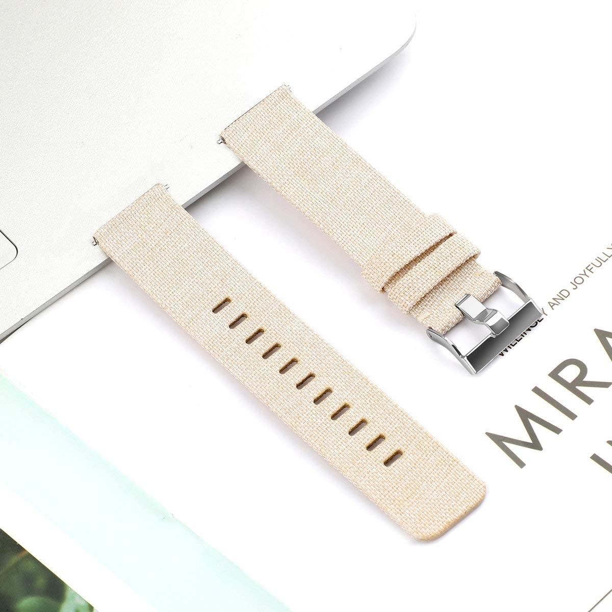 Fitbit Versa 3 / Sense Como Nylon Bandje - Champagne