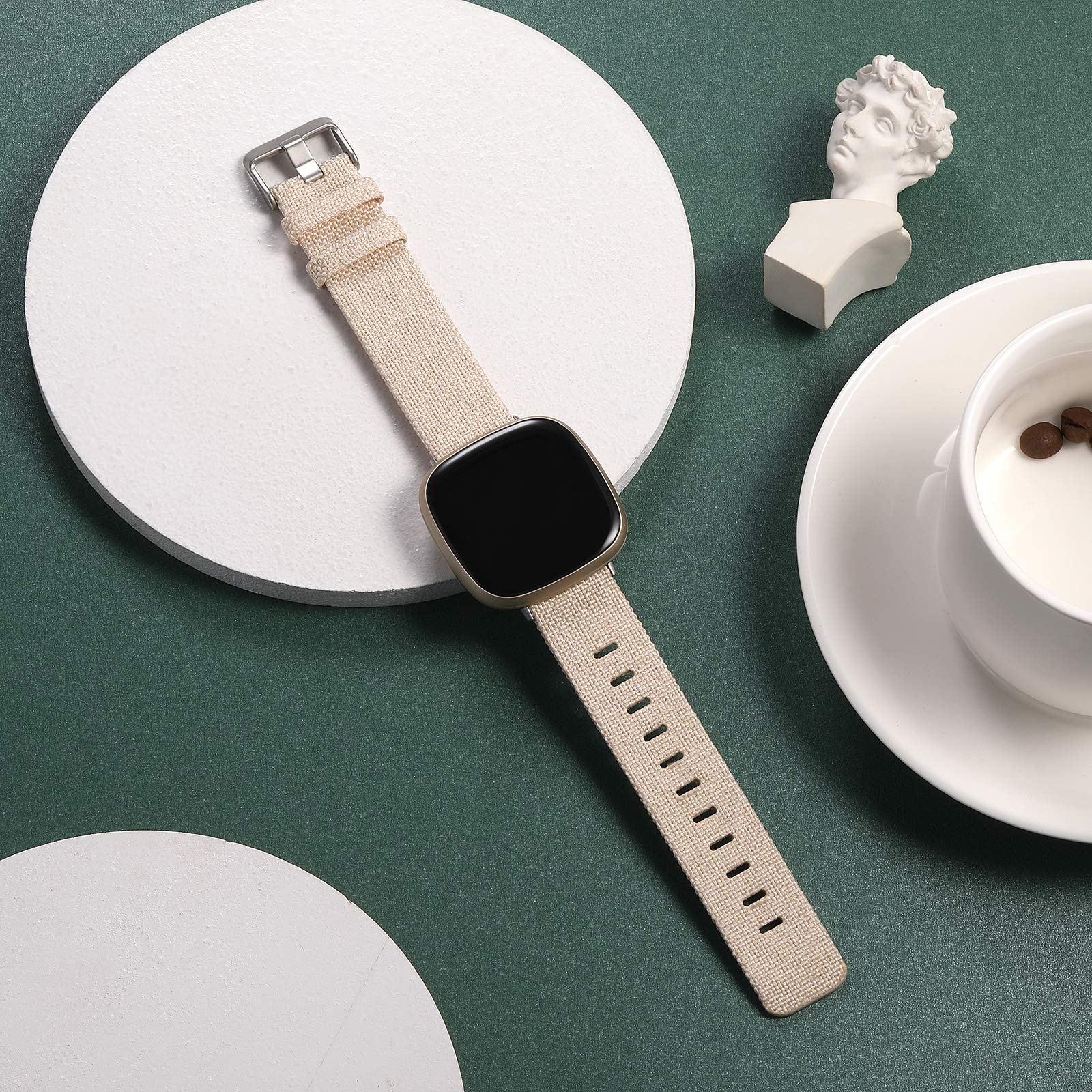 Fitbit Versa 3 / Sense Como Nylon Bandje - Champagne