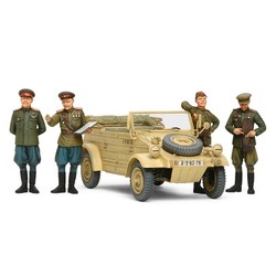 Russian Commanders/Staff Car - W/4 Figures - Scale 1/35 - Tamiya - TAM25153