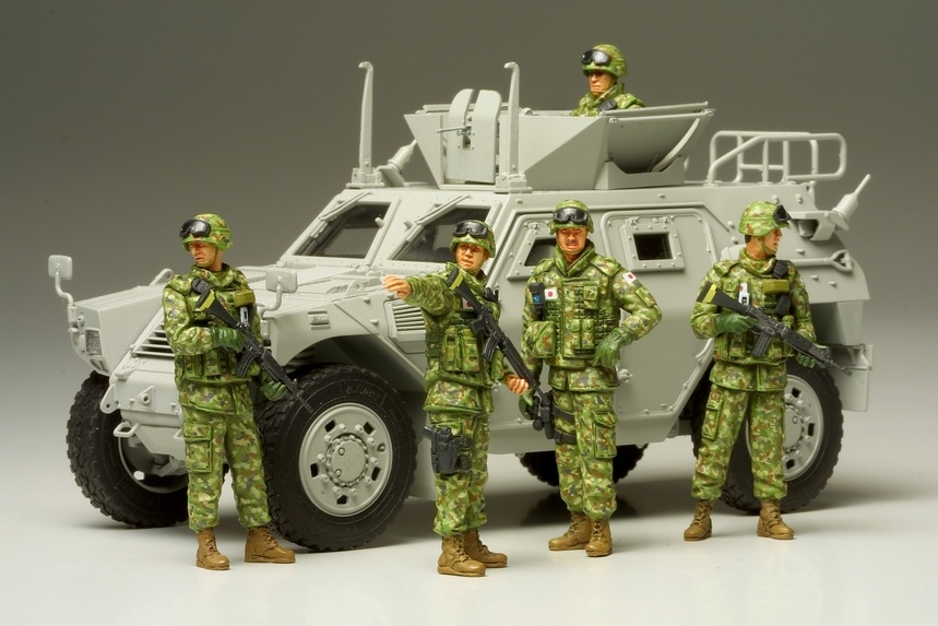 Tamiya Jgsdf Iraq Humanitarian Assistance Team - Scale 1/35 - Tamiya - TAM35276