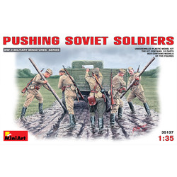 Pushing Soviet Soldiers - Scale 1/35 - Mini Art - MIT35137