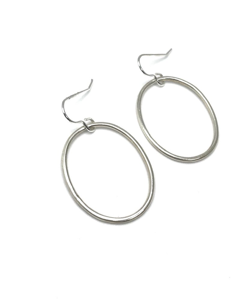 LYNSEY DE BURCA Coolin Oval Earrings - Silver