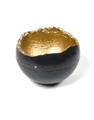 KAIKO STUDIO Wabi-Sabi Concrete Candleholder/Planter -  Small Charcoal