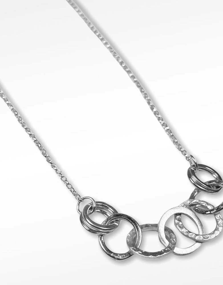 LYNSEY DE BURCA Carran Chain Necklace - Silver