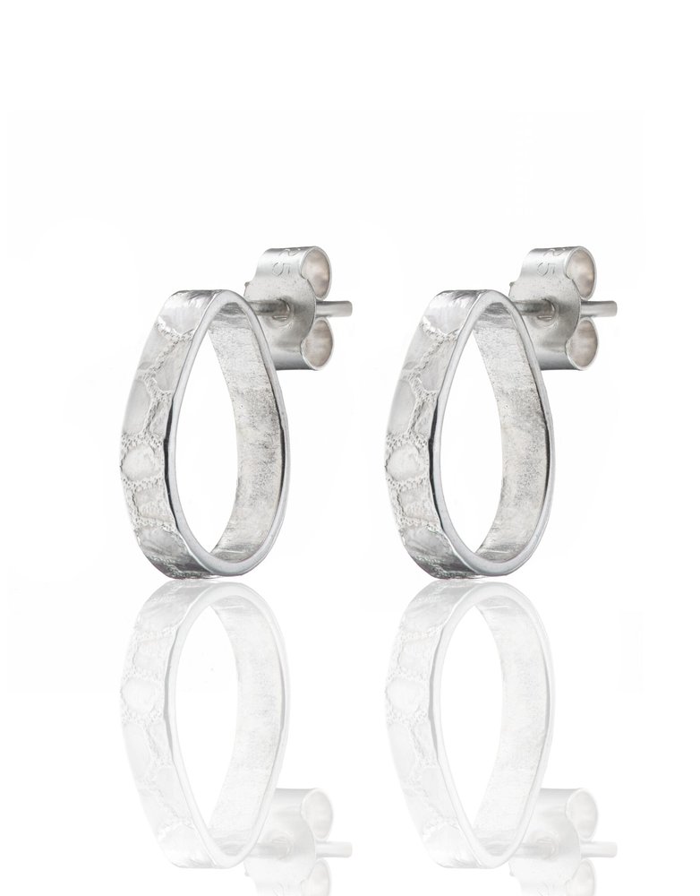LYNSEY DE BURCA Talun Stud Earrings - Silver