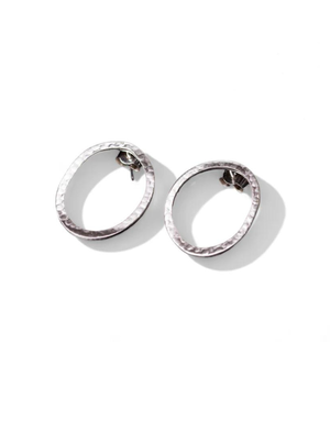 LYNSEY DE BURCA Carran Stud Earrings - Silver