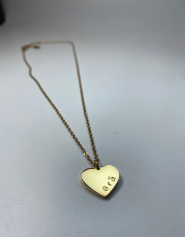 Gold Heart Grá Necklace