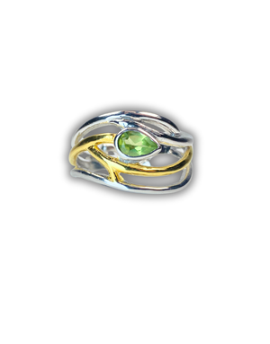 GALLARDO AND BLAINE Peacock Ring - Peridot Sil/G