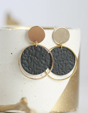 KAIKO STUDIO Black and Gold Circle Triple Earrings