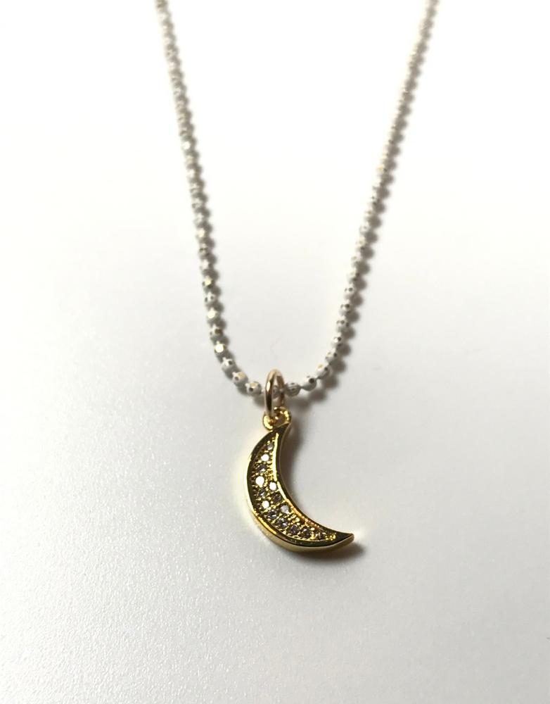 ANGELA D'ARCY Moon White Necklace