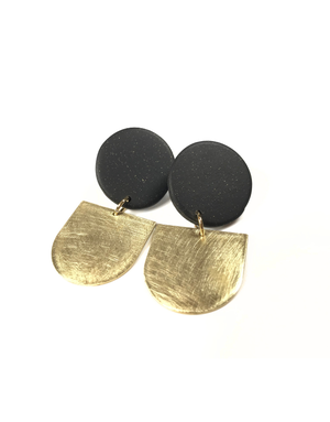 STUDIO CANTY Bruge Dangle Earrings - Glitter Black & Brass