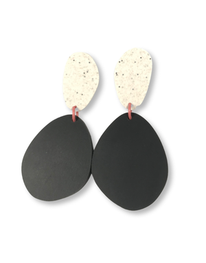 STUDIO CANTY Pebble Dangle Earrings- Granite & Black